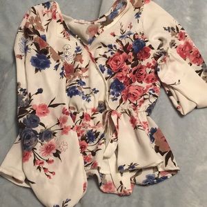 Floral blouse (M)